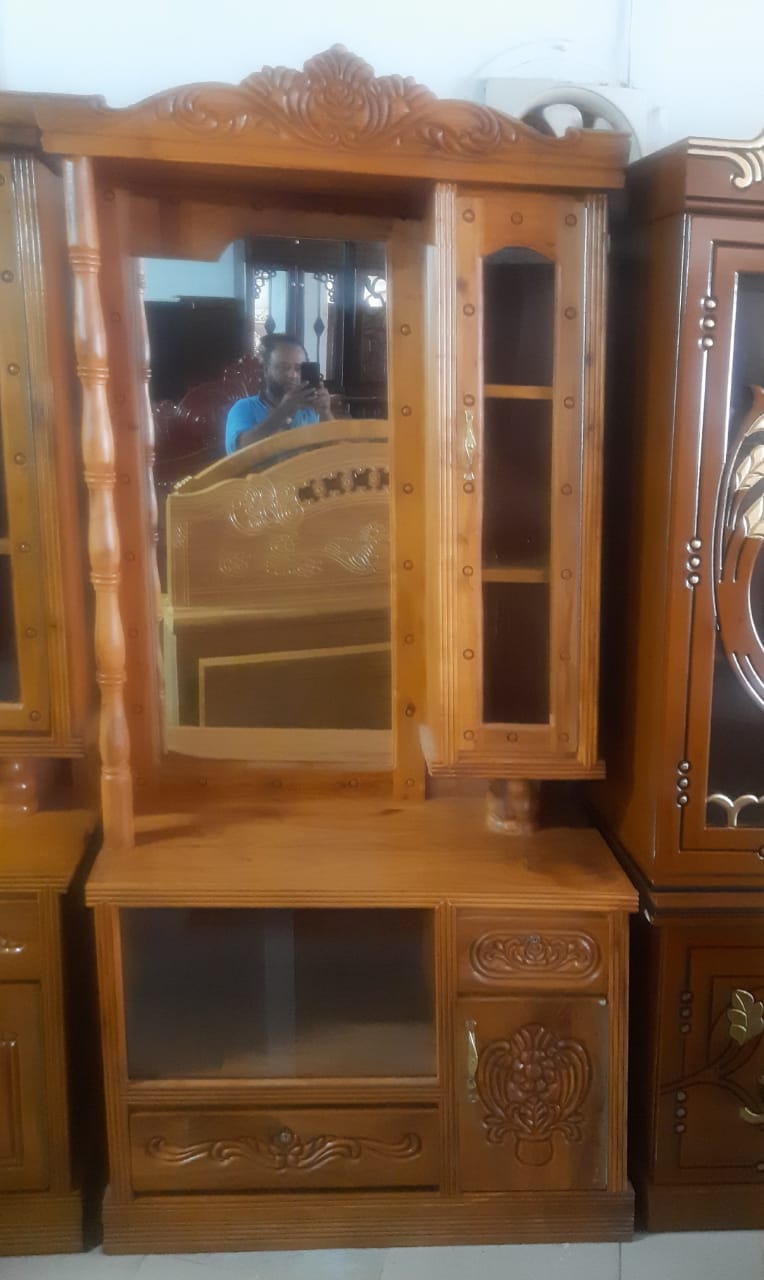 drassing Table