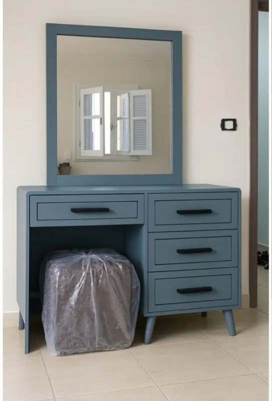 Drassing Table (MDF)